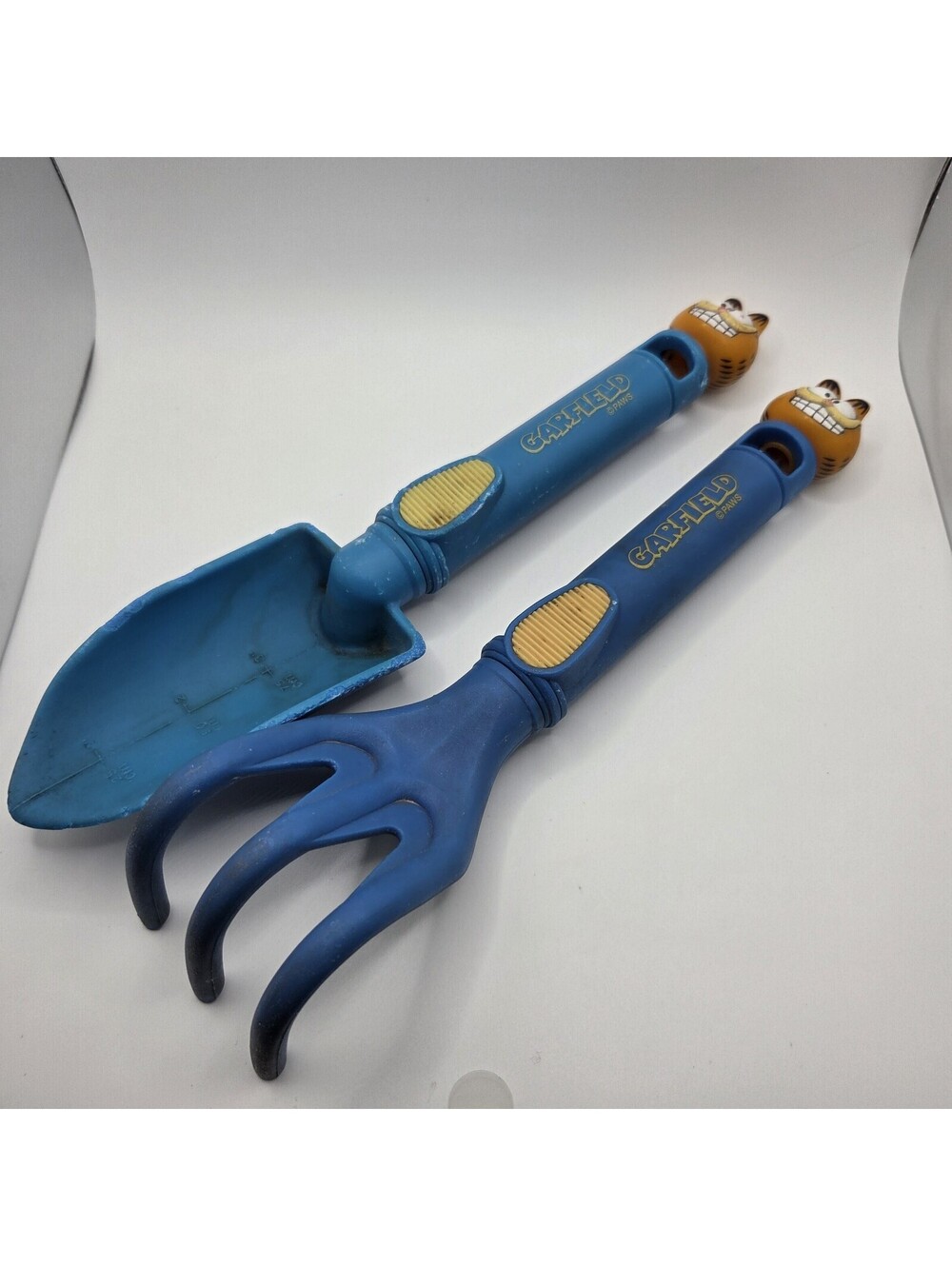 Vintage Garfield Garden Tools Spade And Fork By PAWS Collectable
